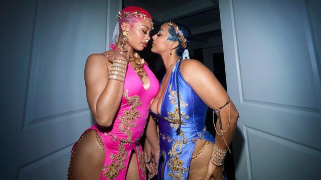 überwältigende Jasamine und Ms's Kurvig XXX