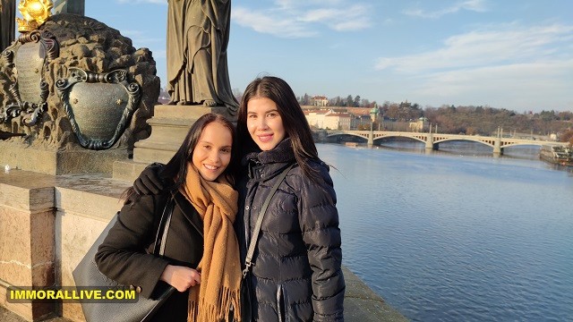 Delicious Matt Bird and Lady Dee's big cock dirt