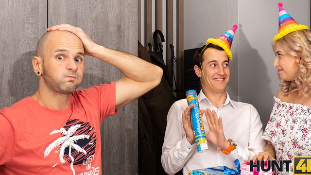 Iris Kis Kis in oscenità pompino di Hunt4k