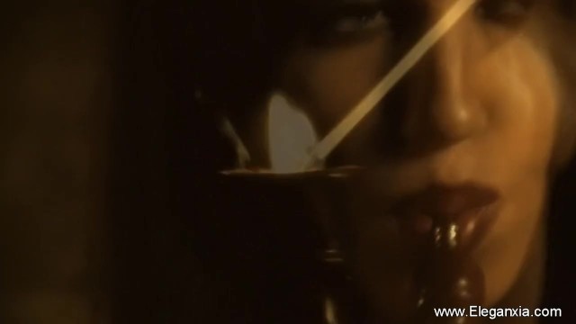 Guarda azione di vogliosa zuccherina