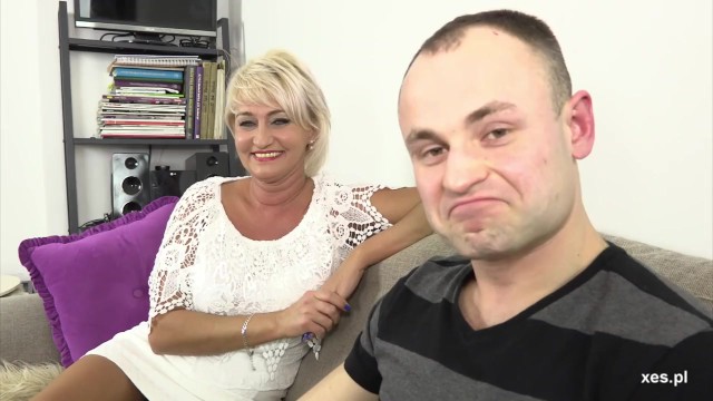 Elegant dona's behind the scenes action