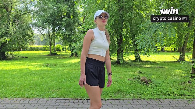 Stilosa SWife Katy e SuperwifeKat partecipa in riprese anale