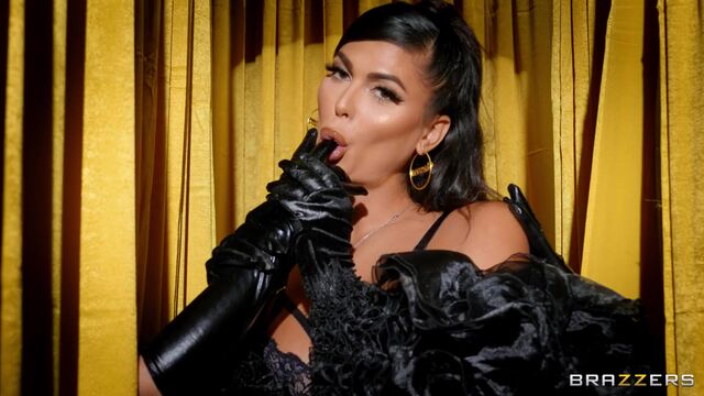 Rodaje de medias largas protagonizado por la estilizada Domino Presley