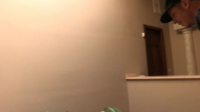 La provocante Alex Gonz et Michael Stefano dans contenu petite jeune