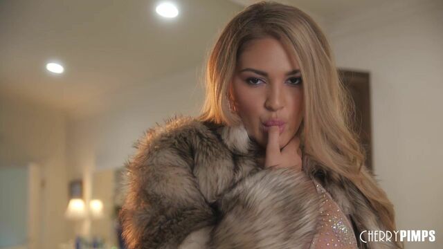 Alexis Tae en tráiler de garganta profunda de Cherry Pimps