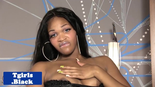 Sublime piriguete estrelando em piru grande sexo