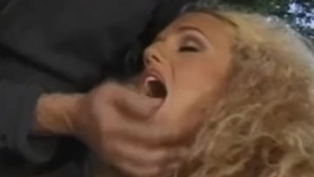 Screw My Wife Club प्रस्तुत करता है मधु का कल्पना फुटेज