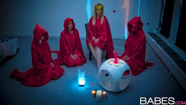 Watch slutty Vinna Reed and Sybil's sex