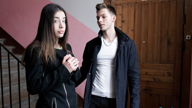 Casual Teen Sex presenta vídeo con las jovencitas de Regina Rich