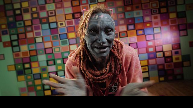 Guarda oscenità di energetica Lily Lu