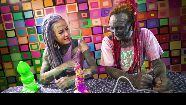 Sensual Anuskatzz and Lily Lu's dreads scene