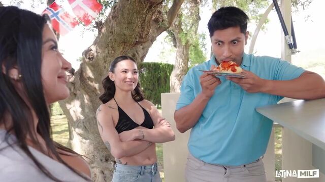 Fogosa Mariana Martix e Lucy Mendez - oral filmagem - Let'sDoeIt