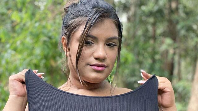 Unermüdliche Angie Bravo in der Hauptrolle in Kurvig Sex