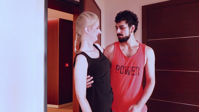 Jovem em anal filme no XES.PL