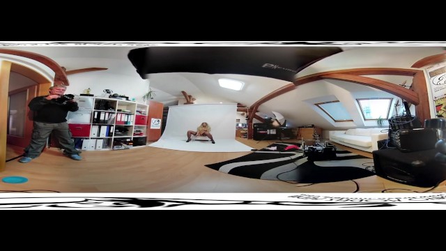 Ideal Bella Scaris's czech trailer