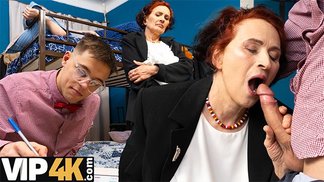 बुलबुलेदार  Sherri का कट्टर विड.