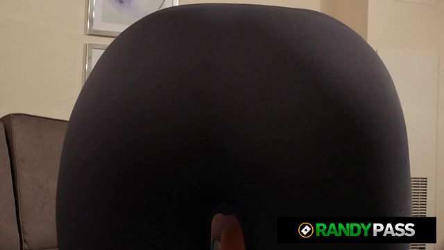 जुआ Nikki Zee का अश्लील साहित्य देखें