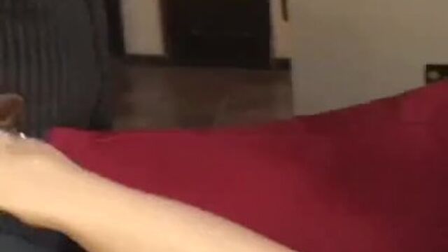 Strahlende Kumpeline's Handjob Sexfilm