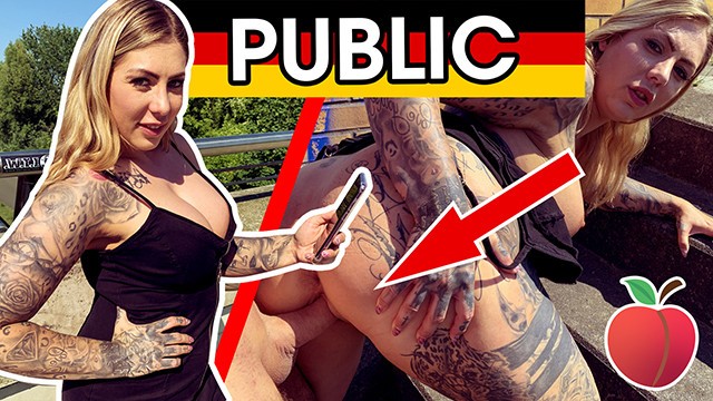 Mia Blow in Öffentlich Clip von POV Pickups