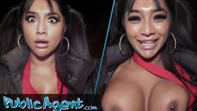 Squisitissima Martin Gun e Yasmina Khan - sesso sborra - Public Agent