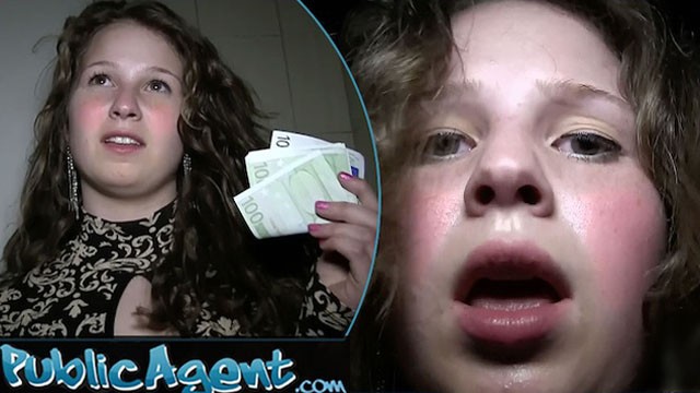 Sirene in Spermafüllung Clip von Public Agent