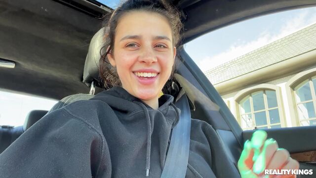 आनंदप्रद Kylie Rocket का अश्लील देखें