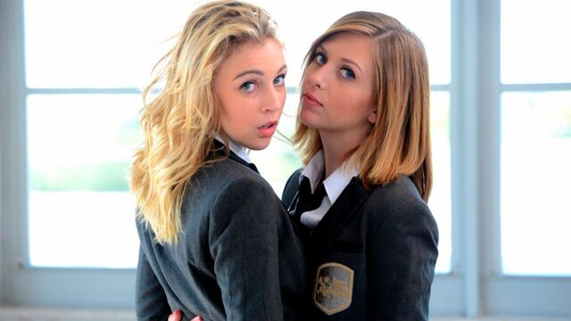 We Live Together featuring Zoey Taylor and Kelly Greene's shaved trailer