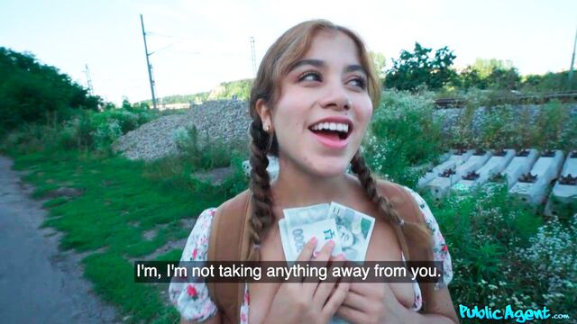 Videata curvy con inebriante Marina e Erik