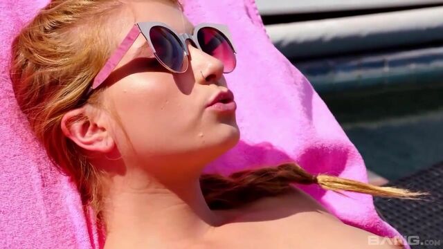 Filmato ragazzina con magnifica Arya