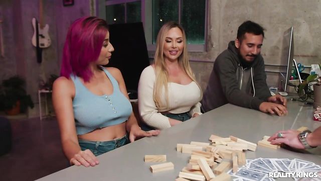 Roxie Sinner and Callie Brooks's curvy movie by RK Prime