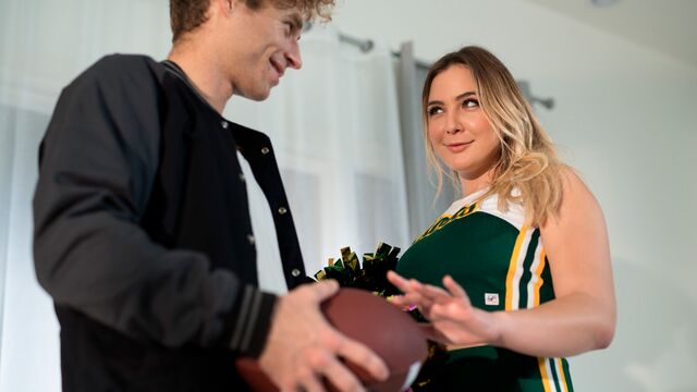 Heiße Blair Williams's XXX-Clip anschauen