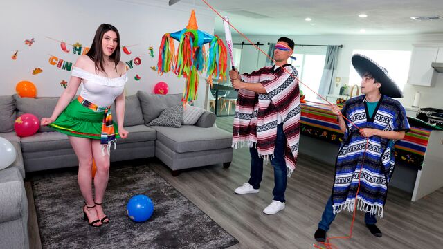 Alyx का बड़ा वाला लंड फुटेज