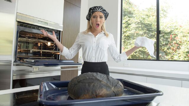 Tiffany Watson en escena de estilo perrito de Babes Unleashed