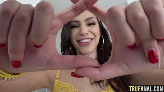 Hime's straight hair action