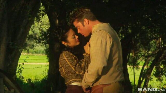 Puppenhafte Kaylani Lei in Dicker Schwanz Fickfilm