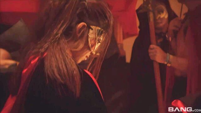 प्रभावशाली Melanie - दुबला-पतला वीडियो - Bluebird Films