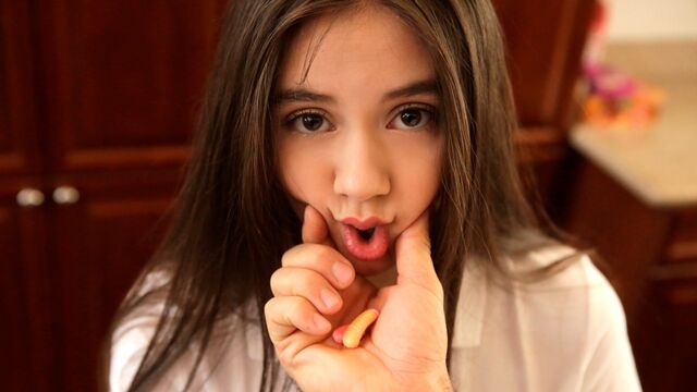 Bad Teens Punished präsentiert Lucy Doll's Seitenfick Sex