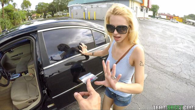 Séquence gros seins de Lilli