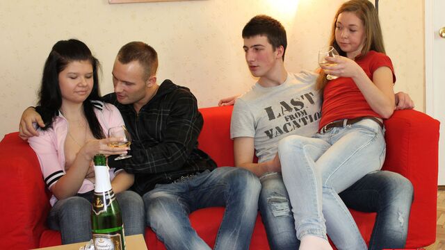 Jazzy और Yana का वयस्क क्लिप